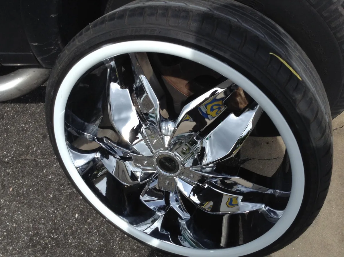 22-inch Lipstick Rims — custom wheel refinishing in Jacksonville, FL